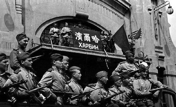 日本关东军被俘后，很多却成了苏军女兵的情夫？(1)
